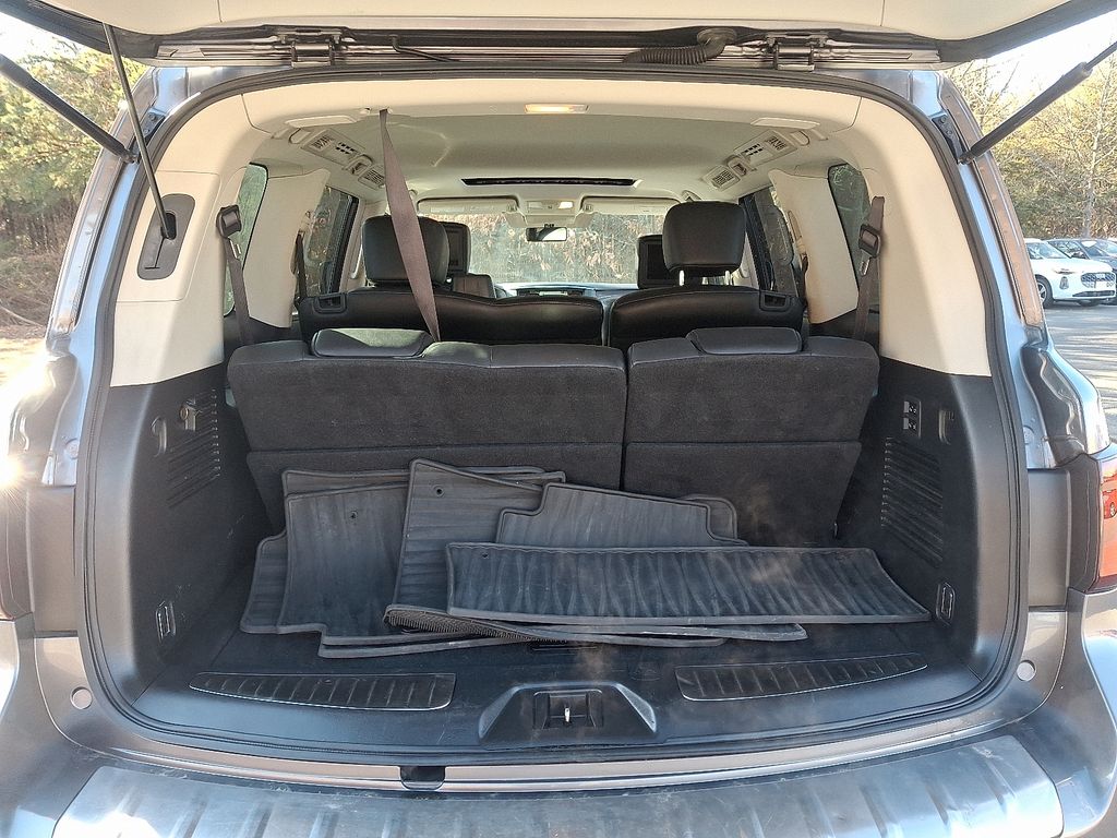 Thumbnail: 2018 INFINITI QX80 - 28