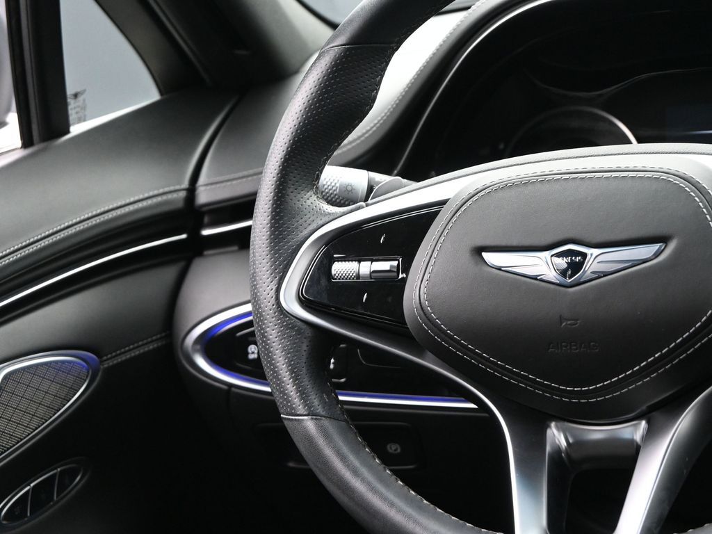 2022 Genesis GV70 2.5T Standard