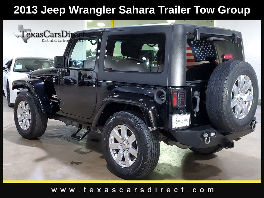 2013 Jeep Wrangler Sahara 12