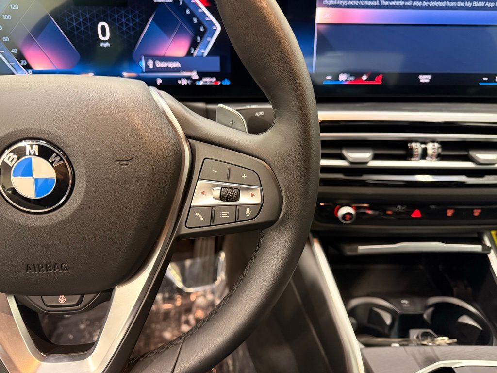 Thumbnail: 2023 BMW 3 Series - 14