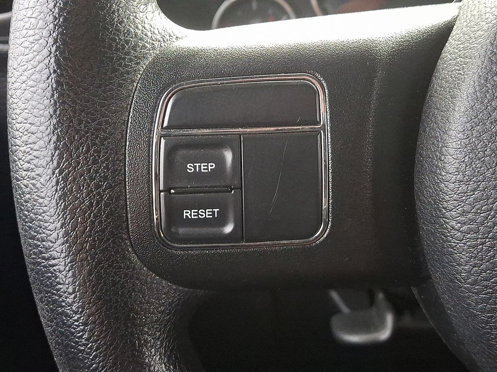 Thumbnail: 2017 Jeep Wrangler - 21