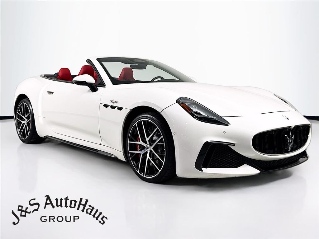 2024 Maserati GranCabrio Trofeo AWD