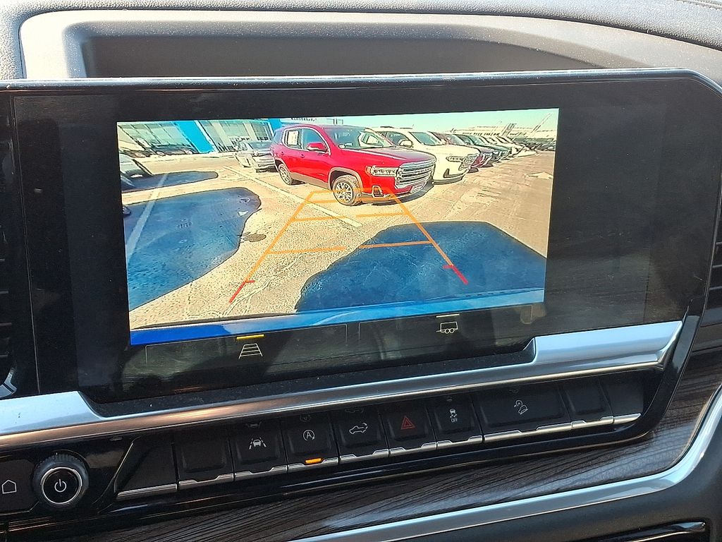 Thumbnail: 2025 Chevrolet Silverado 1500 - 18