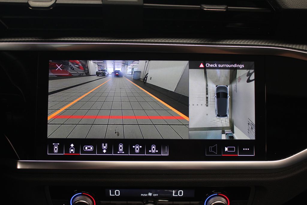 Thumbnail: 2024 Audi Q3 - 20