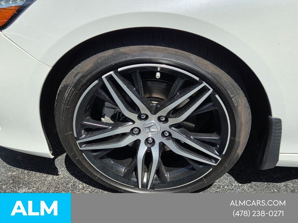 Used 2022 White Honda Touring image 29