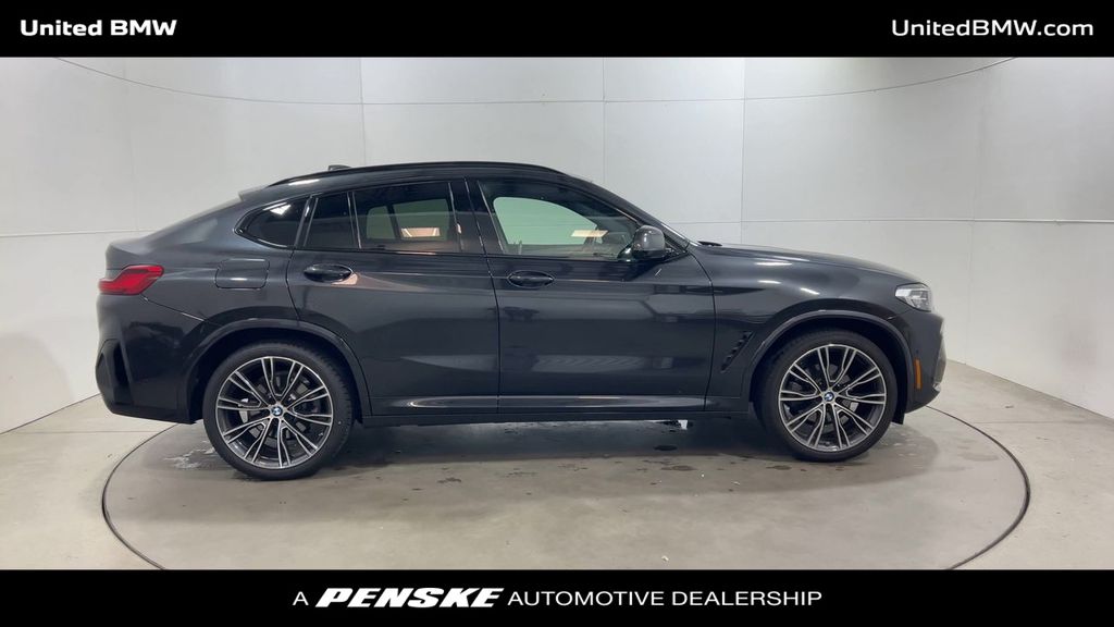 2022 BMW X4 xDrive30i 9