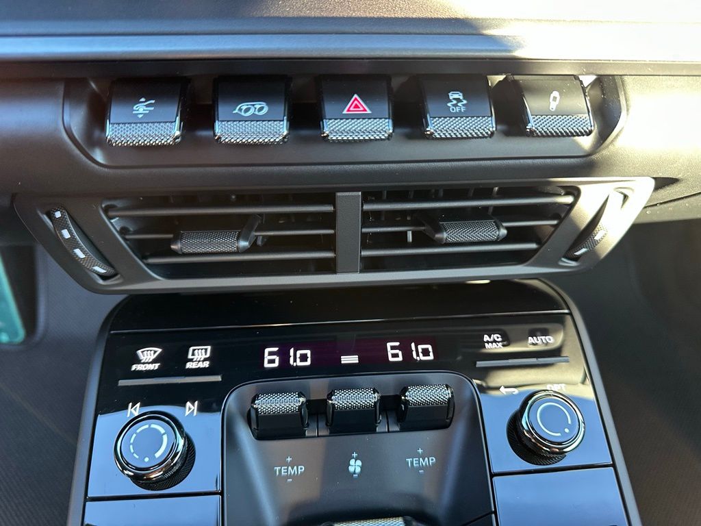 Thumbnail: 2026 Porsche 911 - 26