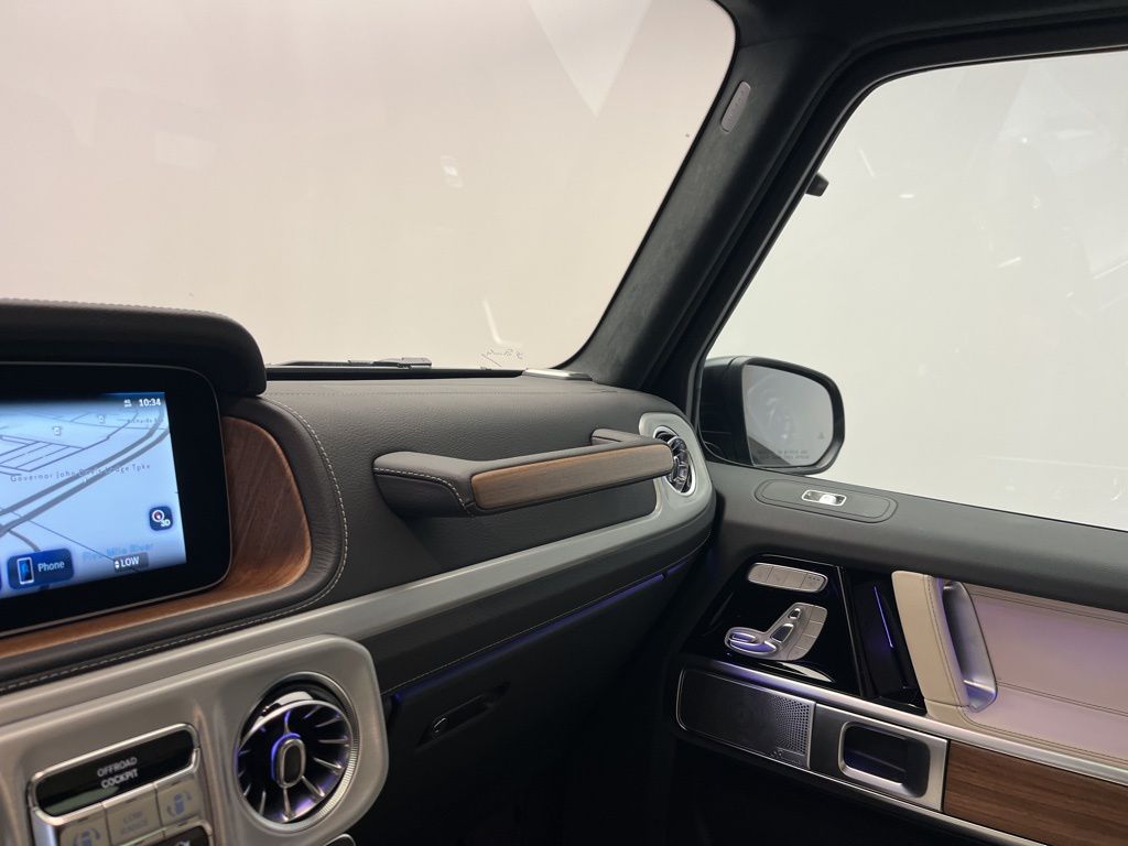 Thumbnail: 2025 Mercedes-Benz G-Class - 23