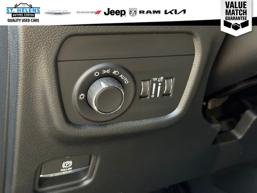 2025 Jeep Grand Cherokee Altitude - Photo 20