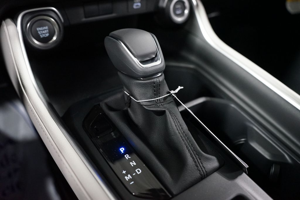 Thumbnail: 2026 Toyota Grand Highlander - 21