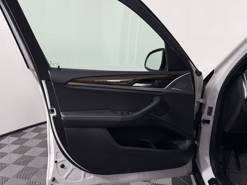 Thumbnail: 2020 BMW X3 - 13