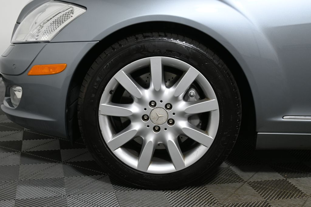 Thumbnail: 2008 Mercedes-Benz S-Class - 11