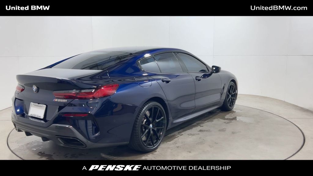 Thumbnail: 2022 BMW 8 Series - 8