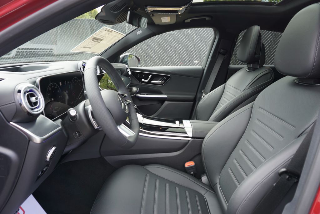 Thumbnail: 2026 Mercedes-Benz GLC - 24