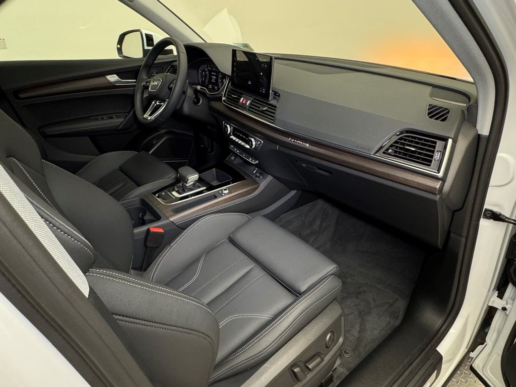 2025 Audi Q5 e Premium Plus 15