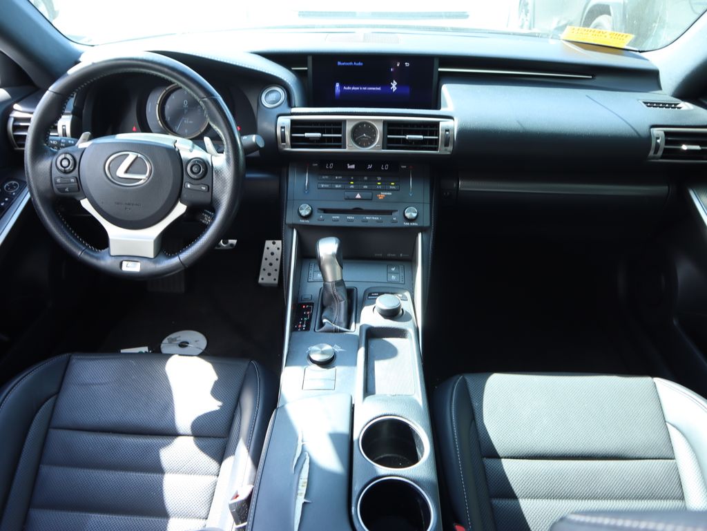 Thumbnail: 2016 Lexus IS - 7
