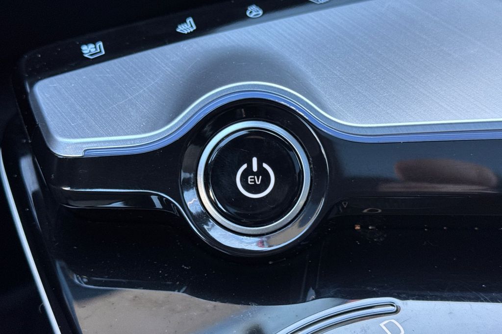 used 2022 Kia EV6 car, priced at $22,920