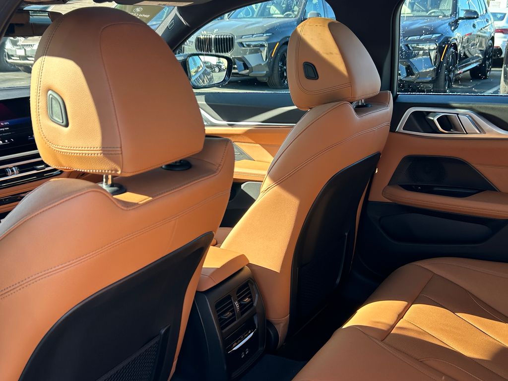 Thumbnail: 2024 BMW i4 - 31