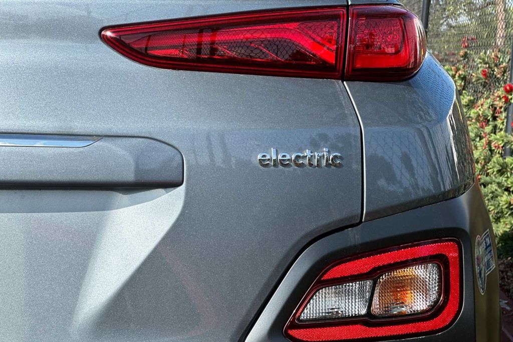 2020 Hyundai Kona Electric Limited 30