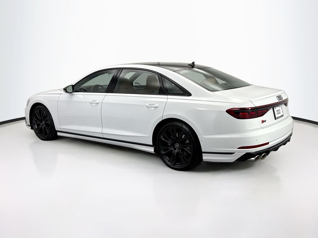 Thumbnail: 2025 Audi S8 - 7