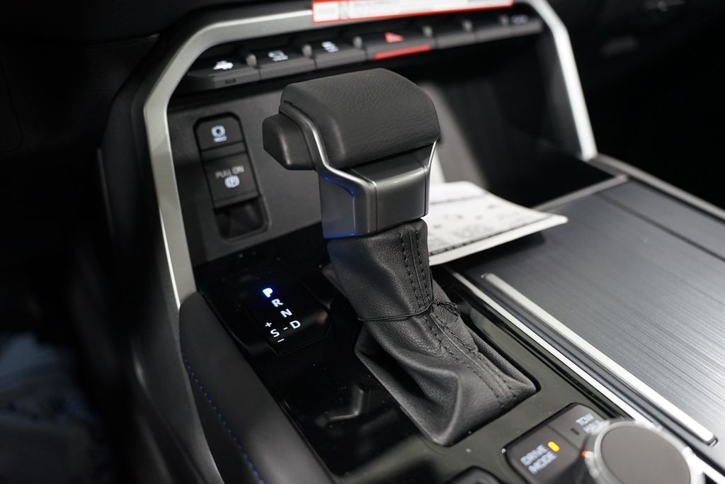 2025 Toyota Tundra Platinum 24