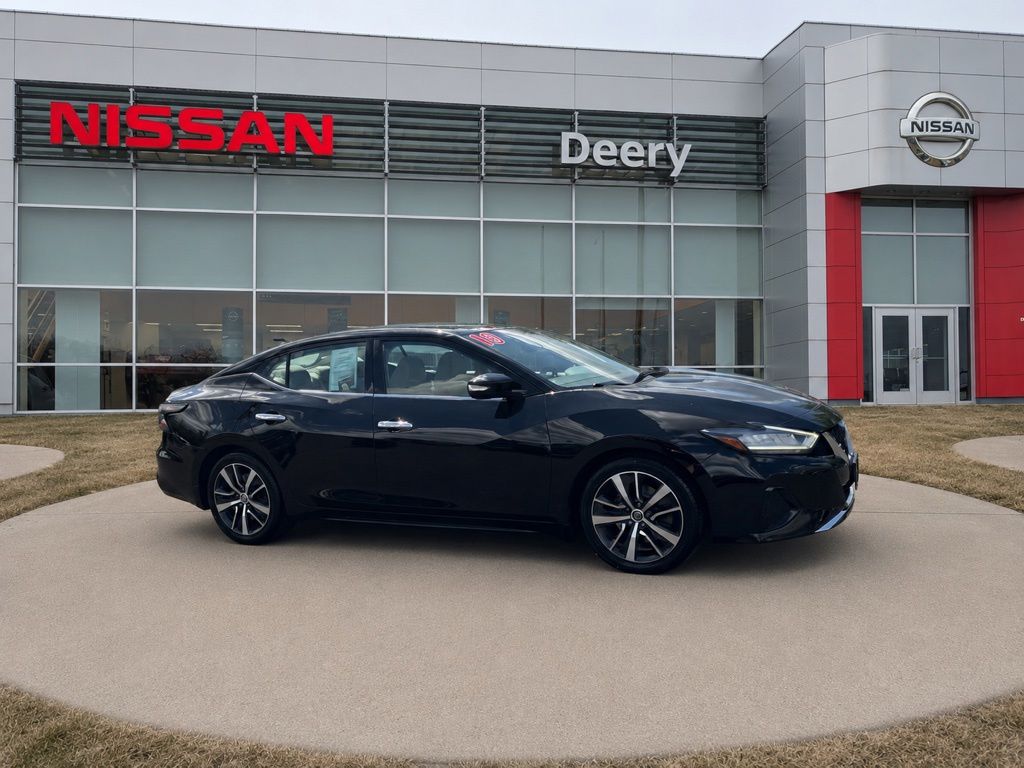  2019 Nissan Maxima SV FWD   