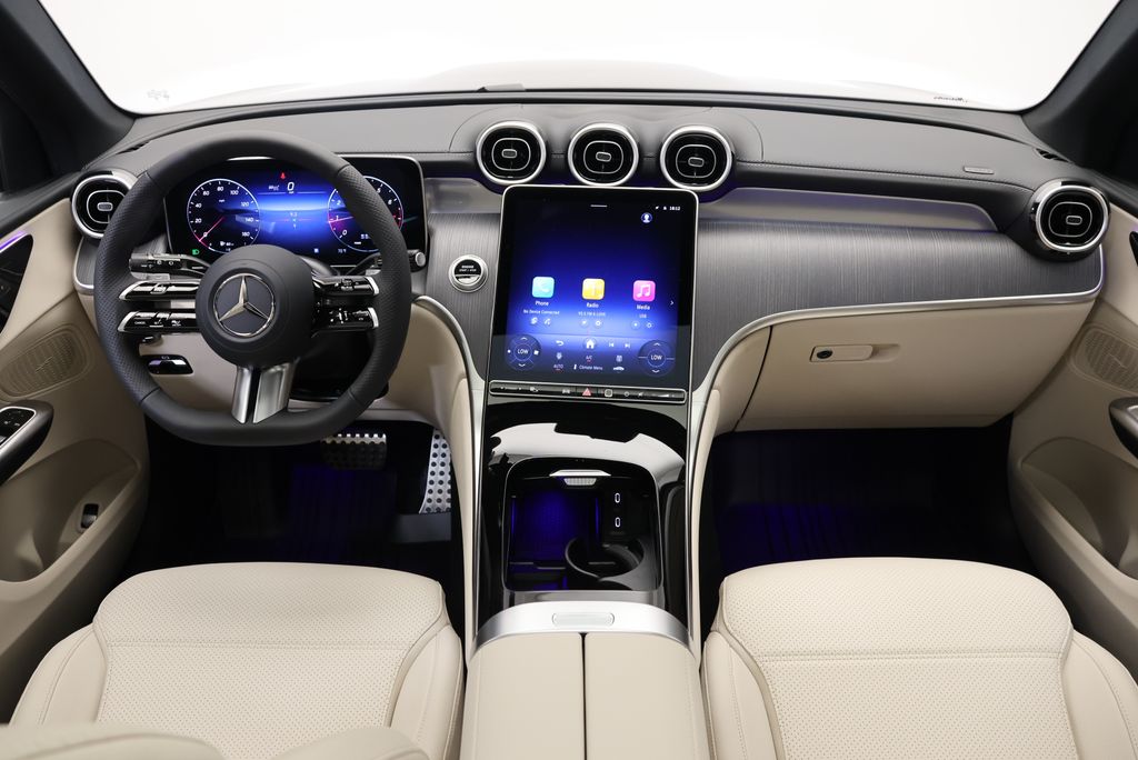 Thumbnail: 2027 Mercedes-Benz GLC - 18