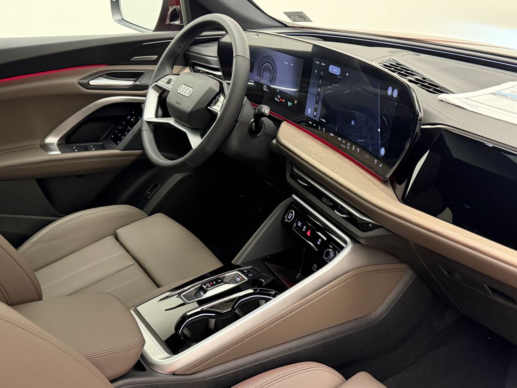 Thumbnail: 2026 Audi Q5 - 10