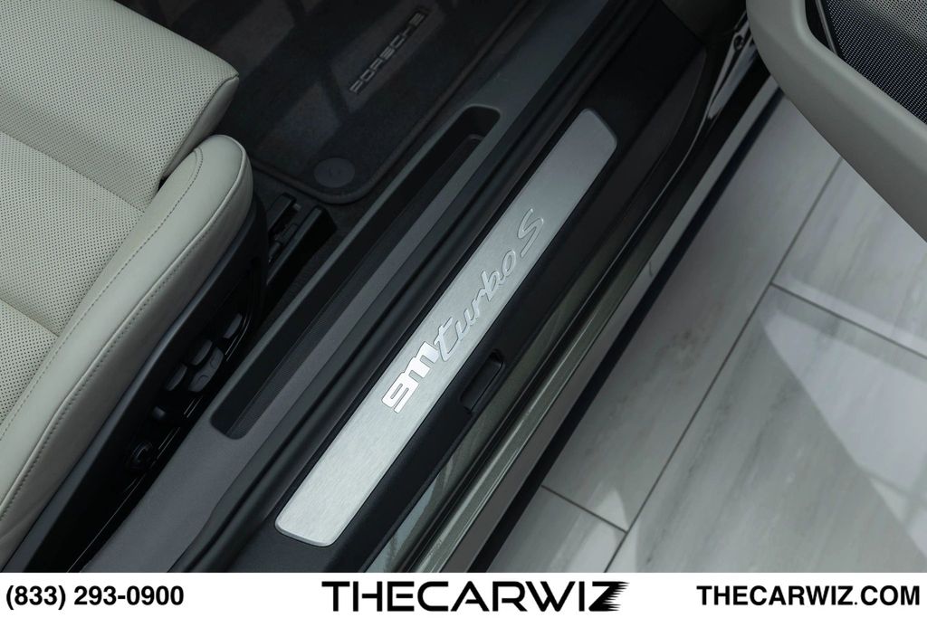 2023 Porsche 911
