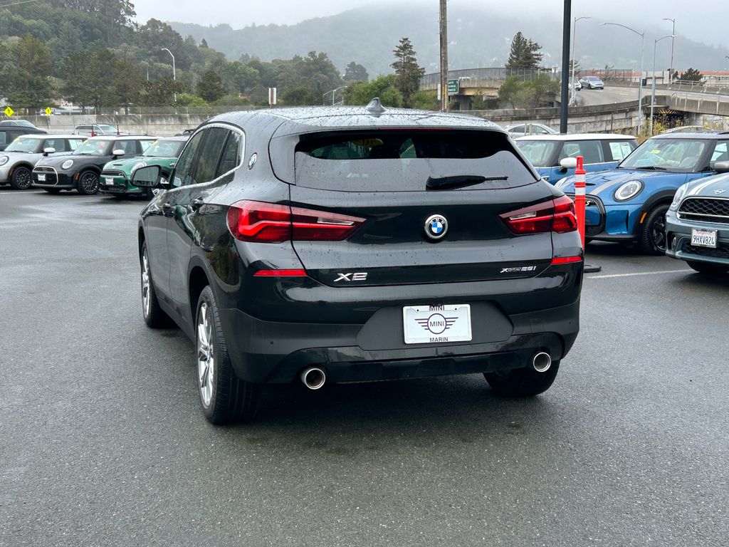 Thumbnail: 2021 BMW X2 - 3