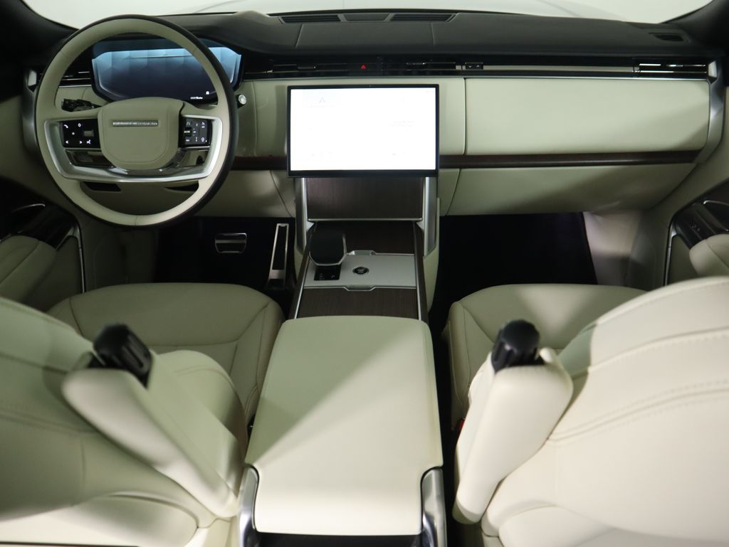 Thumbnail: 2026 Land Rover Range Rover - 14