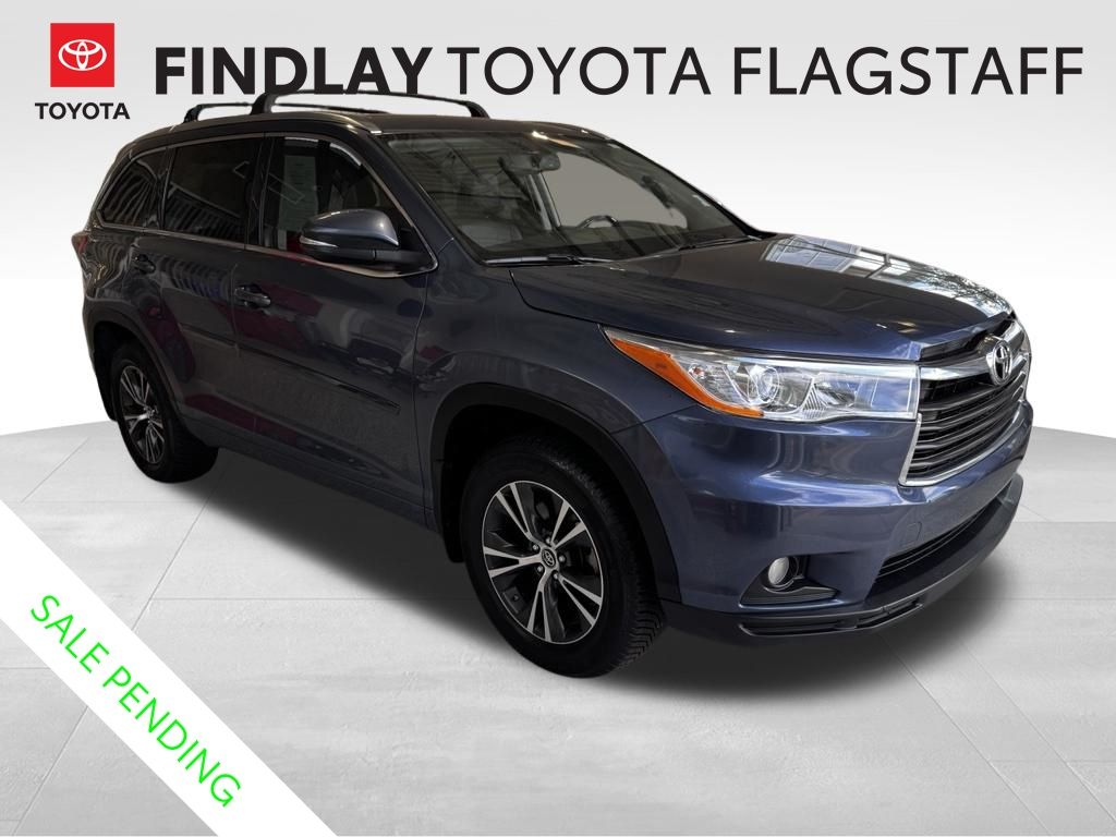 2016 Toyota Highlander XLE AWD   