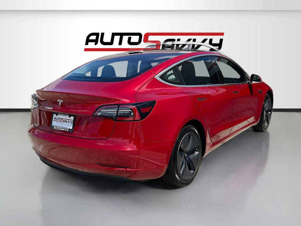 Used 2018 Red Tesla Mid Range image 7