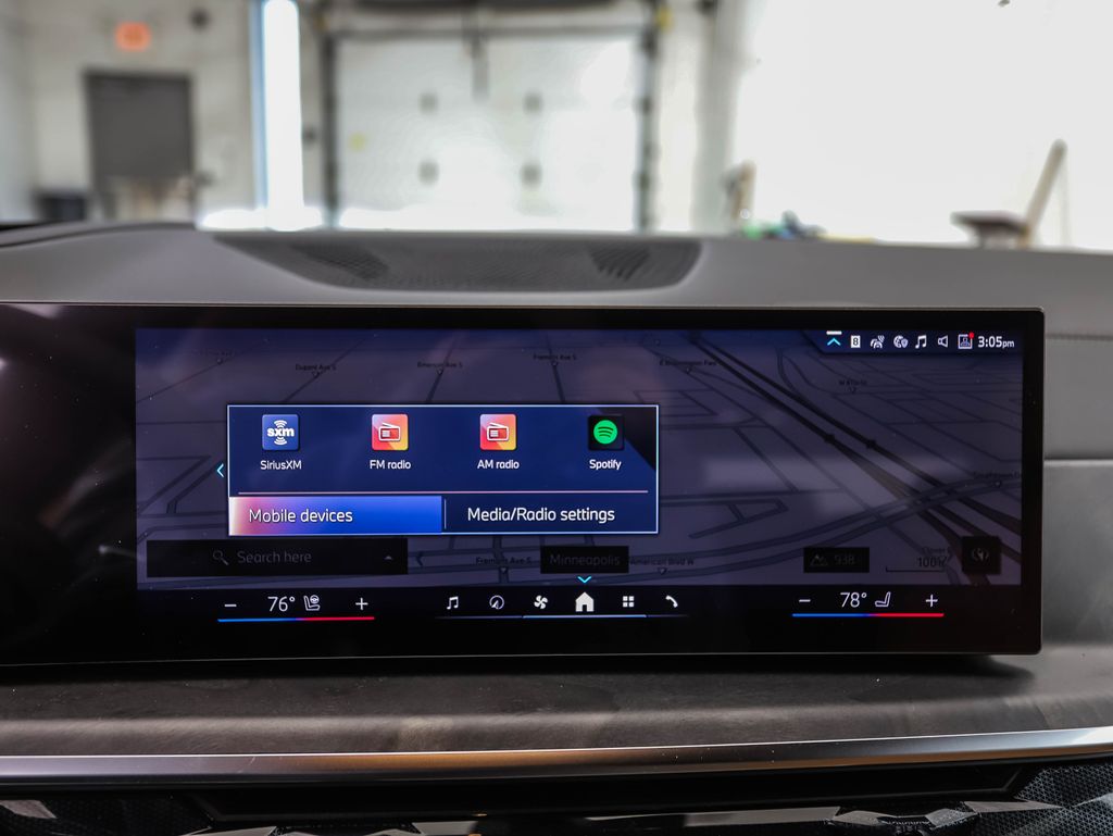 Thumbnail: 2026 BMW X7 - 17