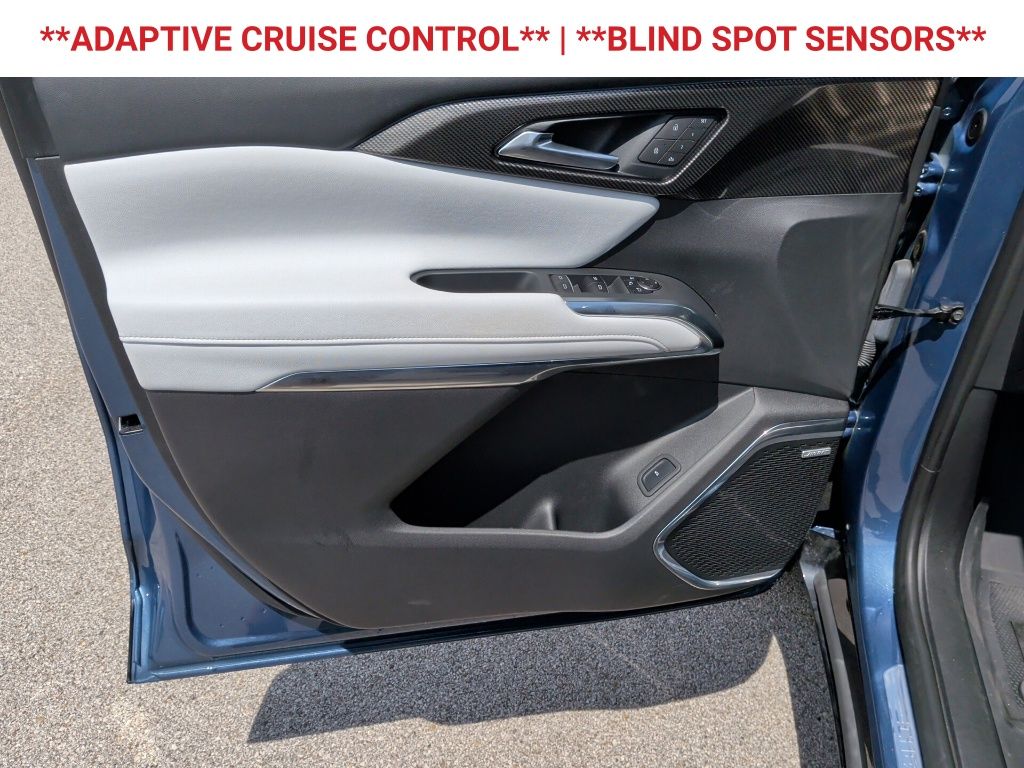 2025 Chevrolet Traverse High Country - 10