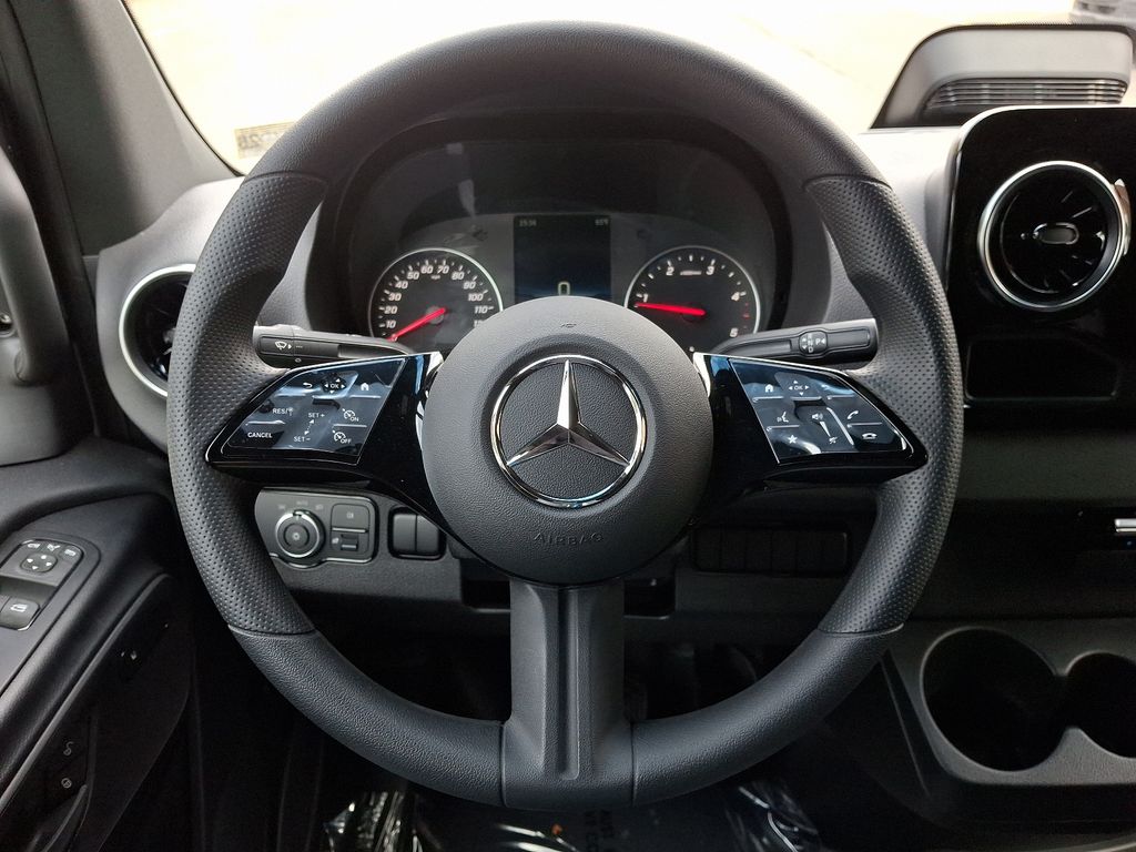 2025 Mercedes-Benz Sprinter 2500 15