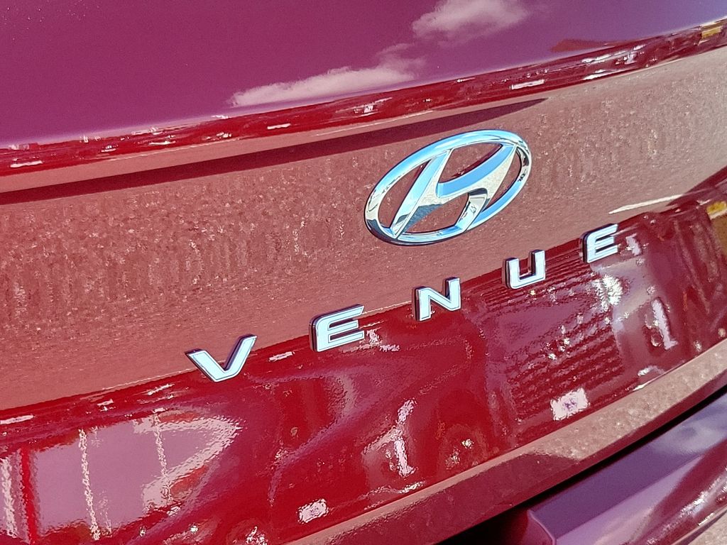 Thumbnail: 2024 Hyundai Venue - 5