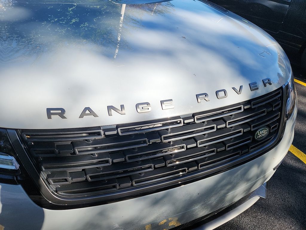 Thumbnail: 2024 Land Rover Range Rover Velar - 4