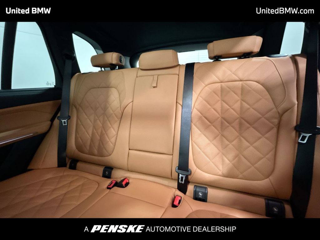 Thumbnail: 2026 BMW X5 - 21