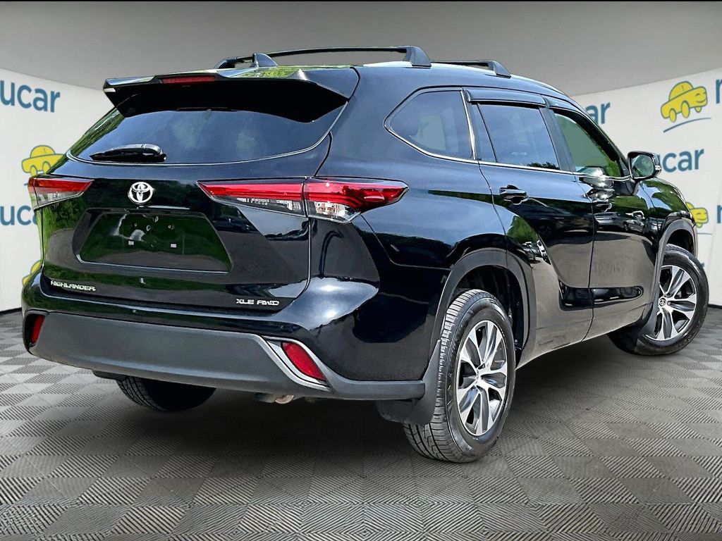2023 Toyota Highlander — photo 6