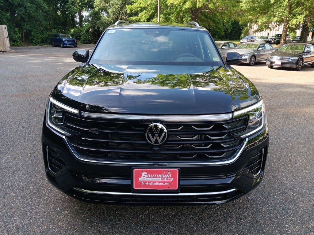 2024 Volkswagen Atlas 2.0T SEL Premium R-Line 8