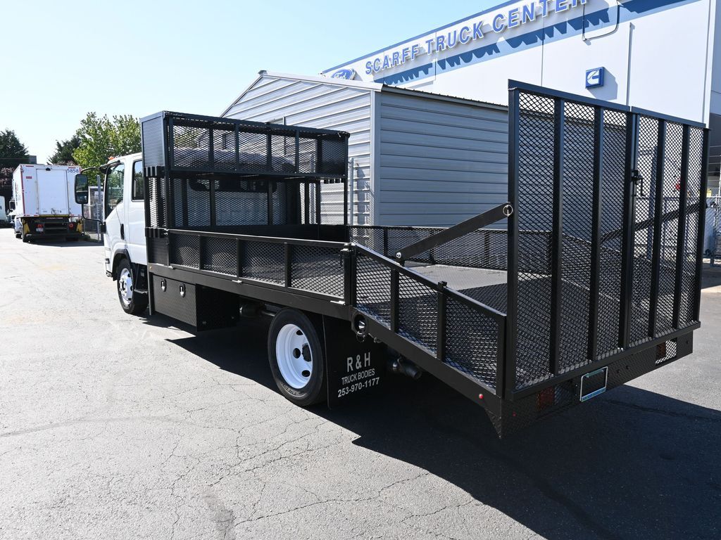 2024 Isuzu NPR HD 
