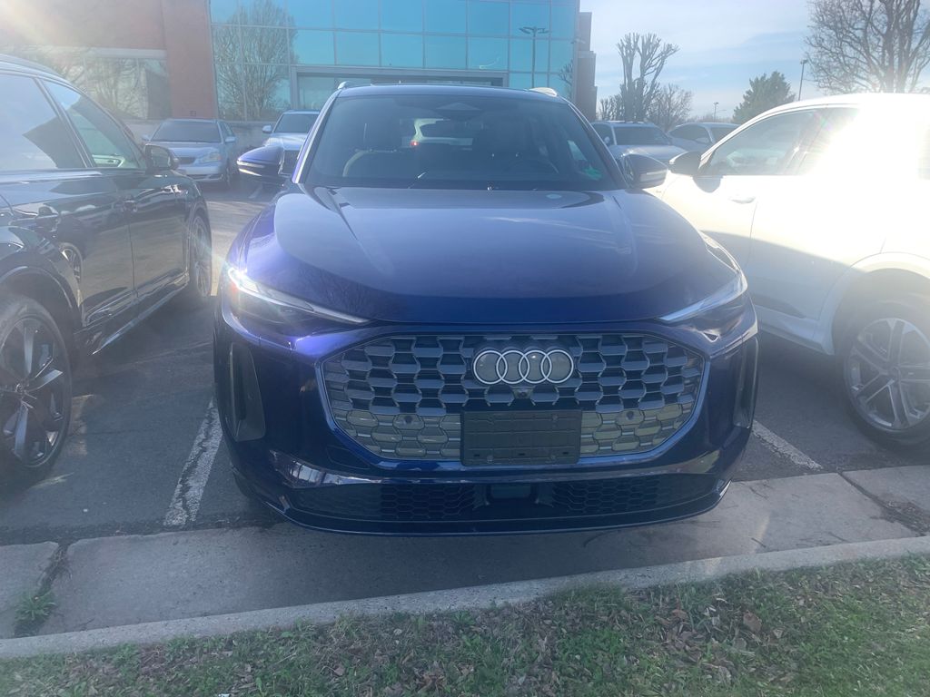 Thumbnail: 2025 Audi Q5 - 2