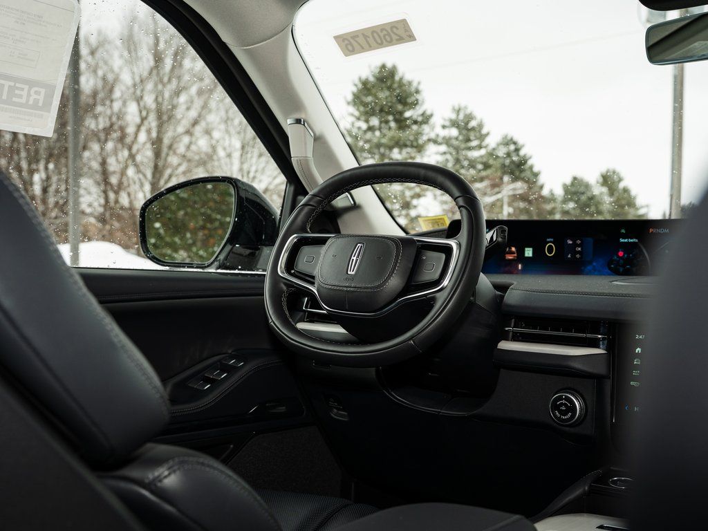 New 2026 White Lincoln Reserve image 38