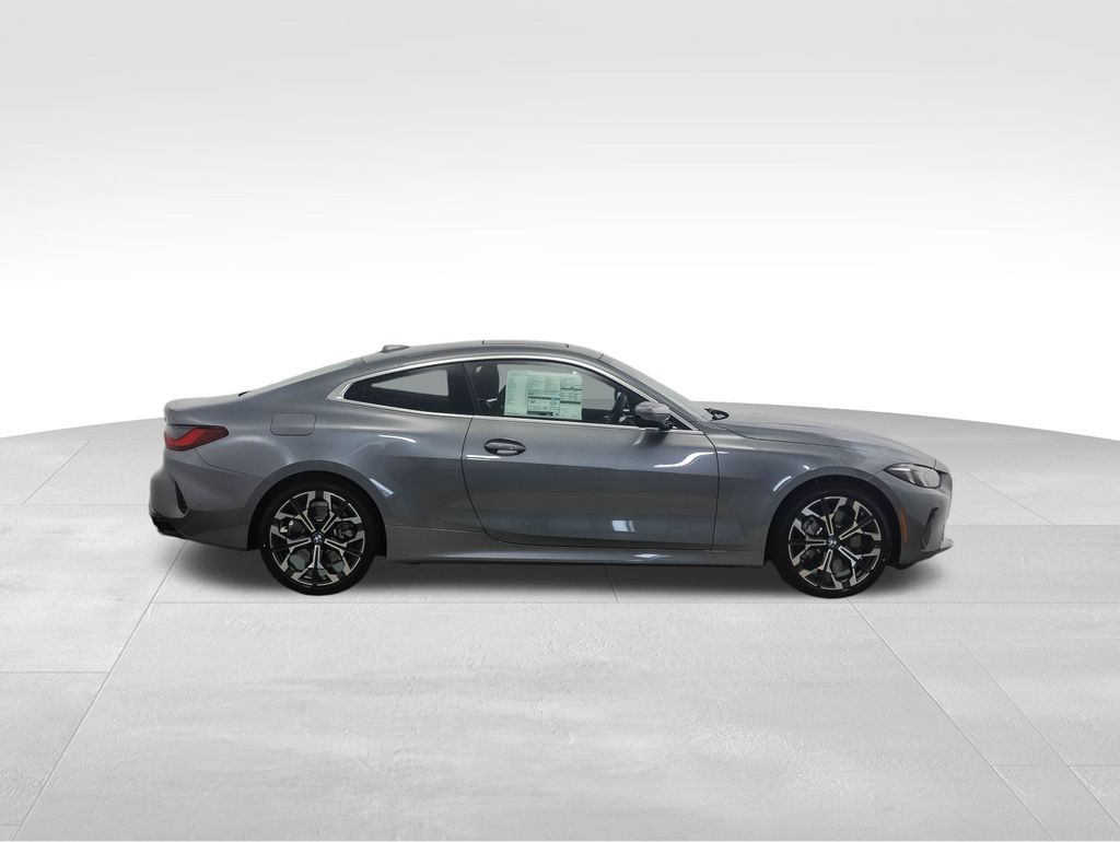 Thumbnail: 2026 BMW 4 Series - 6