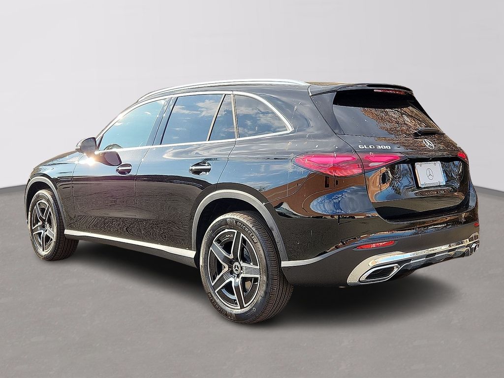 Thumbnail: 2026 Mercedes-Benz GLC - 4