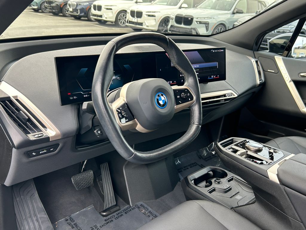 Thumbnail: 2024 BMW iX - 13