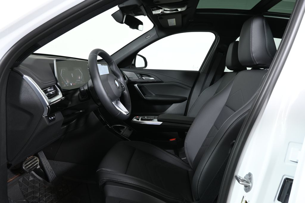 Thumbnail: 2026 BMW X1 - 3