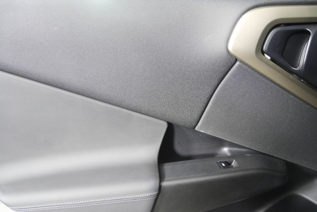 Thumbnail: 2025 BMW X3 - 13