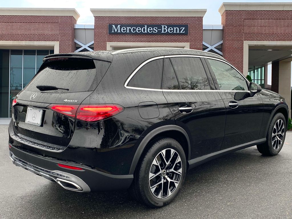 2025 Mercedes-Benz GLC 350 5